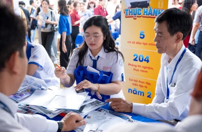 Chọn nghề cho con giữa ma trận ngành, nghề